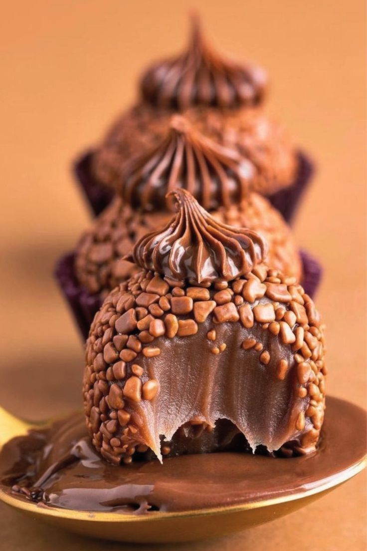 Ganhe dinheiro vendendo brigadeiro gourmet na páscoa